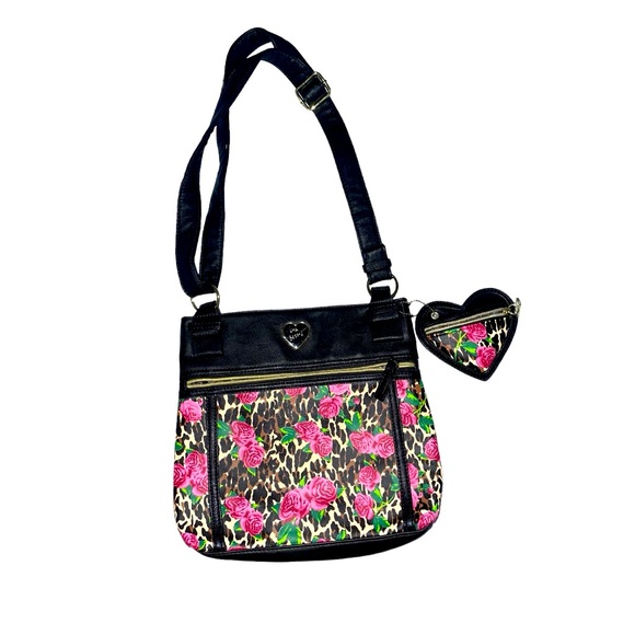 Betsey Johnson Handbags - Vintage Betsey Johnson crossbody bag